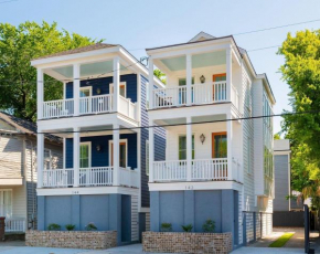 VILLA BLANCA GORGEOUS DOWNTOWN CHS HOME 3 king bds